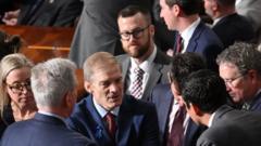 Lời đe dọa nổ ra khi ‘cửa hẹp’ cho ông Jim Jordan thành Chủ tịch Hạ viện Mỹ Lời đe dọa nổ ra khi ‘cửa hẹp’ cho ông Jim Jordan thành Chủ tịch Hạ viện Mỹ