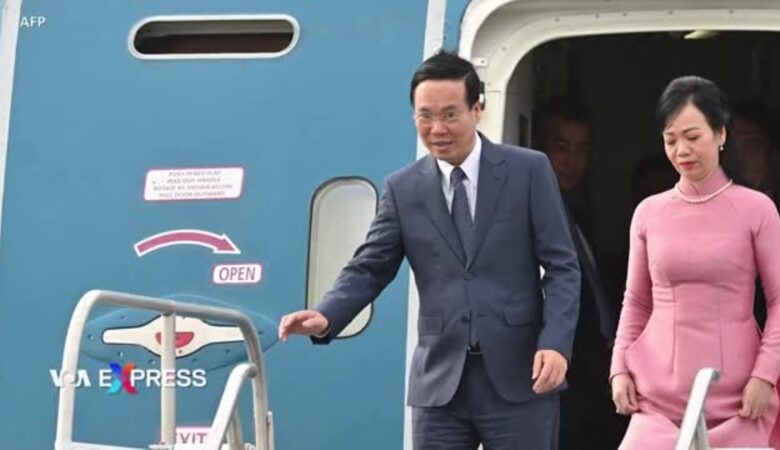 Chủ tịch nước Việt Nam lên đường đi Mỹ dự APEC Chủ tịch nước Việt Nam lên đường đi Mỹ dự APEC