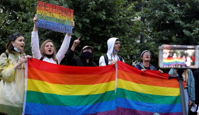 Tòa án tối cao Nga cấm phong trào LGBT vì ‘cực đoan’ Tòa án tối cao Nga cấm phong trào LGBT vì ‘cực đoan’