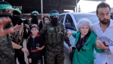 Thỏa thuận ngừng bắn ở Gaza giữ vững; thêm con tin Israel, tù nhân Palestine sắp được thả