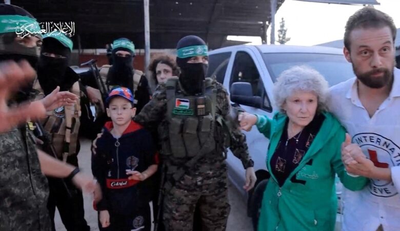 Thỏa thuận ngừng bắn ở Gaza giữ vững; thêm con tin Israel, tù nhân Palestine sắp được thả Thỏa thuận ngừng bắn ở Gaza giữ vững; thêm con tin Israel, tù nhân Palestine sắp được thả