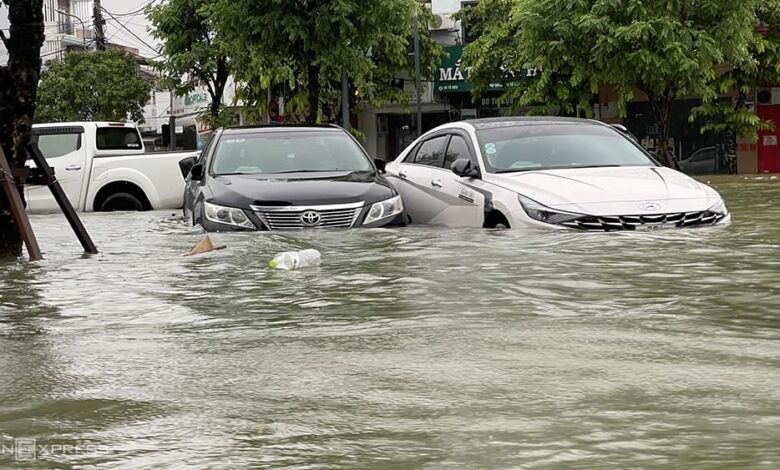 Lũ bủa vây TP. Huế, dân không kịp trở tay – đã có người tử vong Lũ bủa vây TP. Huế, dân không kịp trở tay – đã có người tử vong