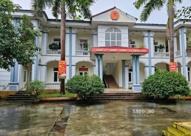 Đăk Lăk: Cán bộ địa chính đi “họp nghị quyết” ở bàn nhậu Đăk Lăk: Cán bộ địa chính đi “họp nghị quyết” ở bàn nhậu