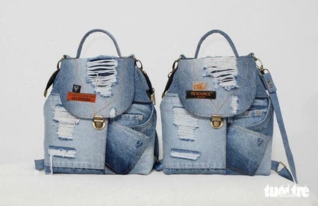 Biến quần áo jeans cũ thành túi xách Biến quần áo jeans cũ thành túi xách