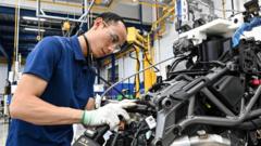 Việt Nam bị chậm chỗ nào để đón luồng đầu tư ra khỏi Trung Quốc? Việt Nam bị chậm chỗ nào để đón luồng đầu tư ra khỏi Trung Quốc?