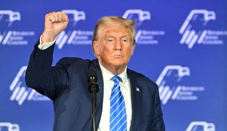 Thăm dò: Ông Trump dẫn trước ông Biden ở 5 tiểu bang ‘chiến trường’ Thăm dò: Ông Trump dẫn trước ông Biden ở 5 tiểu bang ‘chiến trường’
