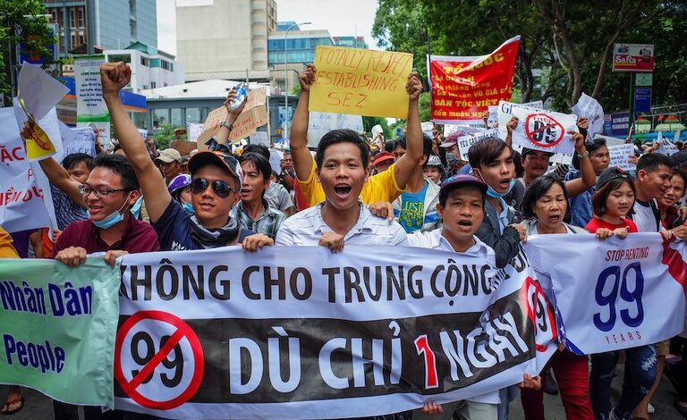 Đại án Vạn Thịnh Phát: Tham nhũng nghiêm trọng mang tính hệ thống và vấn đề cải cách tăng trưởng (phần hai) Đại án Vạn Thịnh Phát: Tham nhũng nghiêm trọng mang tính hệ thống và vấn đề cải cách tăng trưởng (phần hai)