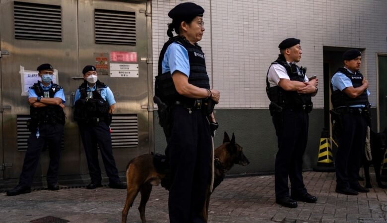 Hong Kong: Tỷ lệ đi bầu thấp kỷ lục sau quy định loại các ứng cử viên dân chủ Hong Kong: Tỷ lệ đi bầu thấp kỷ lục sau quy định loại các ứng cử viên dân chủ