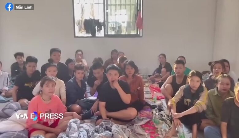 338 người Việt từng kẹt trong vùng giao tranh ở Myanmar được đưa về nước 338 người Việt từng kẹt trong vùng giao tranh ở Myanmar được đưa về nước