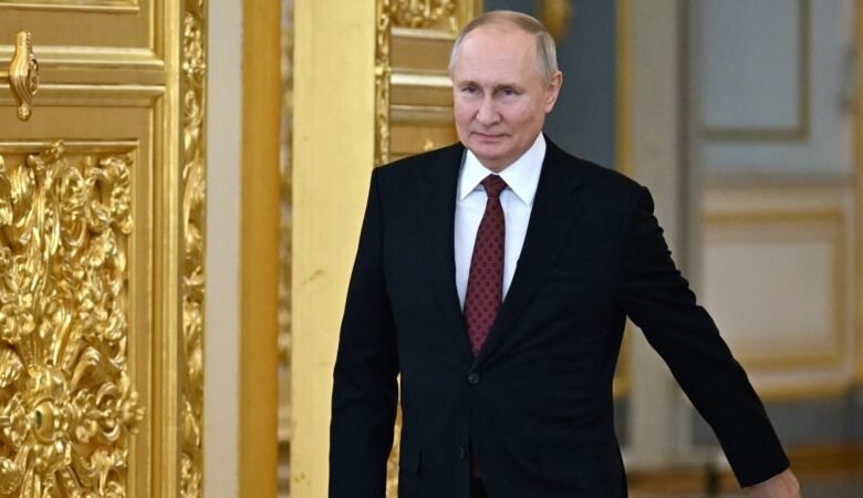 TT Putin nói với binh sĩ: Tôi sẽ tái tranh cử tổng thống vào năm 2024 TT Putin nói với binh sĩ: Tôi sẽ tái tranh cử tổng thống vào năm 2024