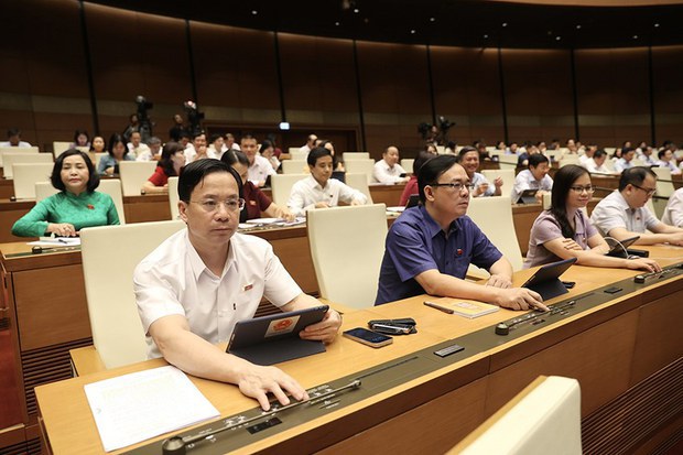 ‘Tín nhiệm thấp’ trên 50%: bất thường cần làm rõ?