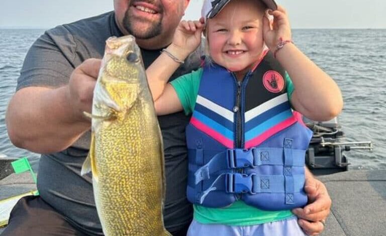 4-year-old girl and her father make historic discovery finding never-before-seen shipwreck while fishing 4-year-old girl and her father make historic discovery finding never-before-seen shipwreck while fishing