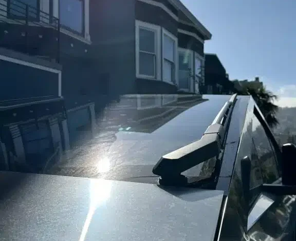 The cost of replacing a Cybertruck wiper is surprising everyone The cost of replacing a Cybertruck wiper is surprising everyone