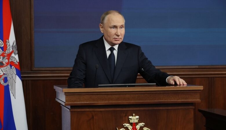 Ông Putin nói Nga sẵn sàng đàm phán về Ukraine Ông Putin nói Nga sẵn sàng đàm phán về Ukraine