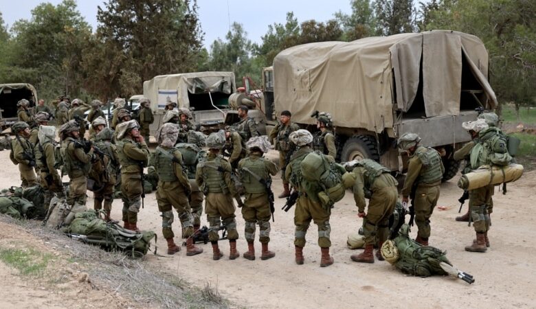 Israel ngày càng bị cô lập, bị tổng thống Mỹ chỉ trích khi số người chết ở Gaza gia tăng Israel ngày càng bị cô lập, bị tổng thống Mỹ chỉ trích khi số người chết ở Gaza gia tăng