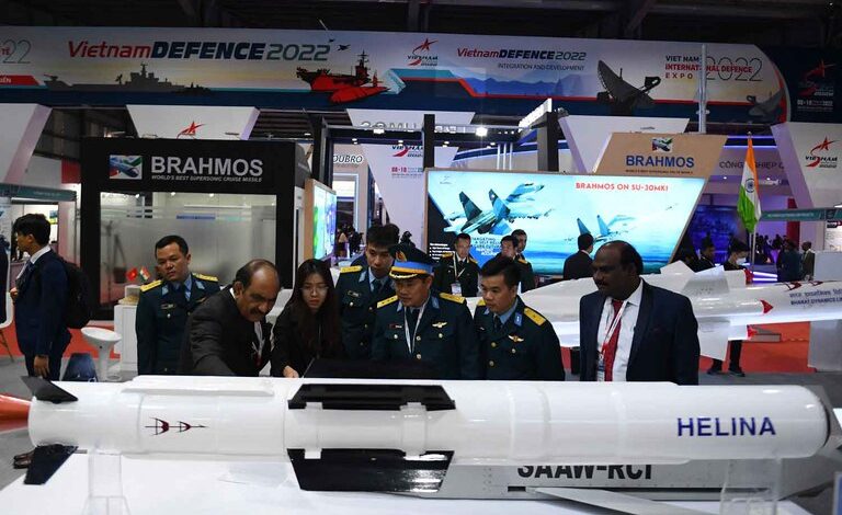 Vietnam’s fraternal ties with Russia are put to the test Vietnam’s fraternal ties with Russia are put to the test