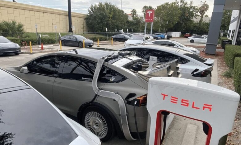 Florida automotive shop builds a Tesla Model X Plaid Time Machine Florida automotive shop builds a Tesla Model X Plaid Time Machine