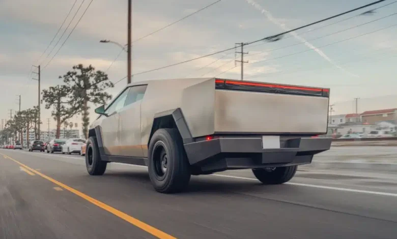 Reddit user contemplates future of his Cybertruck after a driver’s response to it Reddit user contemplates future of his Cybertruck after a driver’s response to it