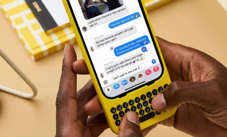 Latest iPhone accessory is a romantic throwback to a golden era Latest iPhone accessory is a romantic throwback to a golden era