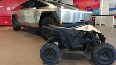 Tesla sending out important texts to Cybertruck reservation holders