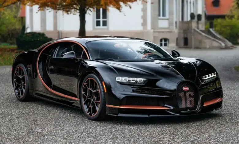 Man takes delivery of the final ever Bugatti Chiron, customized and with a ridiculous price Man takes delivery of the final ever Bugatti Chiron, customized and with a ridiculous price