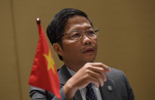 “Nếu lãnh đạo cộng sản thực sự có đức, có tài, Việt Nam đã phú cường từ lâu” – TS Nguyễn Huy Vũ “Nếu lãnh đạo cộng sản thực sự có đức, có tài, Việt Nam đã phú cường từ lâu” – TS Nguyễn Huy Vũ
