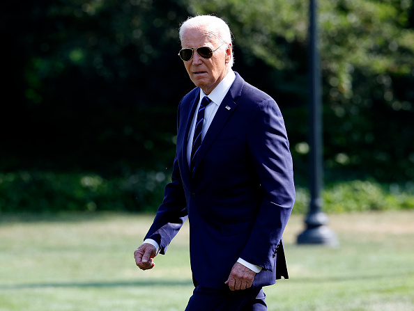 Ông Biden nói sẽ làm việc thêm 4 năm nữa và ‘tôi chỉ hơn ông Trump 3 tuổi’ Ông Biden nói sẽ làm việc thêm 4 năm nữa và ‘tôi chỉ hơn ông Trump 3 tuổi’