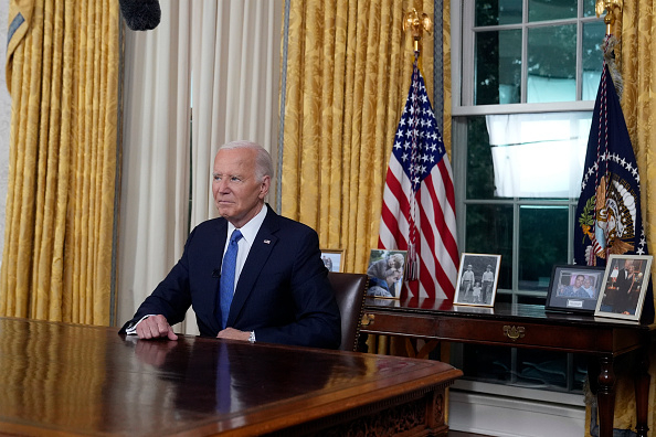 Ông Biden phát biểu trước người dân trên toàn nước Mỹ: Lịch sử nằm trong tay các bạn Ông Biden phát biểu trước người dân trên toàn nước Mỹ: Lịch sử nằm trong tay các bạn
