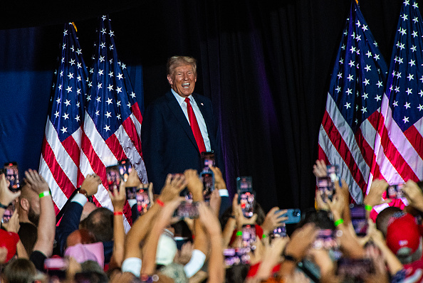 Ông Trump trở lại và phát biểu ở Pennsylvania lần đầu tiên sau vụ ám sát