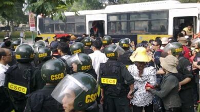 Việt Nam bị kiểm soát bởi Quân Đội và Công An, khối dân sự chết?