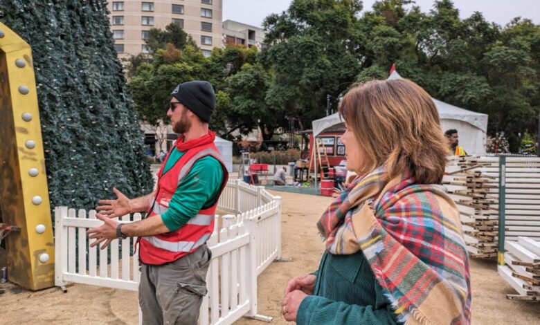 San Jose holiday tradition needs the spirit of giving to stay afloat
