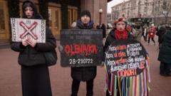 Liệu Nga có trả tự do cho hàng nghìn người Ukraine vào dịp năm mới? Liệu Nga có trả tự do cho hàng nghìn người Ukraine vào dịp năm mới?