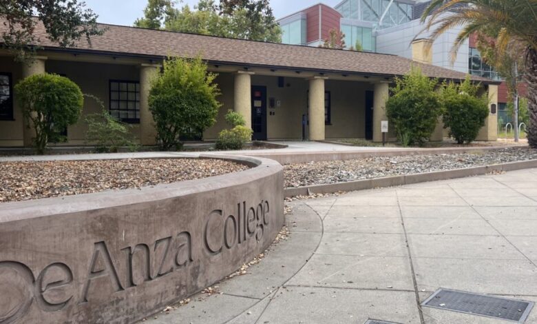 Former Cupertino college trustee drops lawsuit against district Former Cupertino college trustee drops lawsuit against district