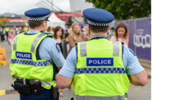 New Zealand muốn dẫn độ quan chức Việt Nam bị cáo buộc tấn công tình dục New Zealand muốn dẫn độ quan chức Việt Nam bị cáo buộc tấn công tình dục