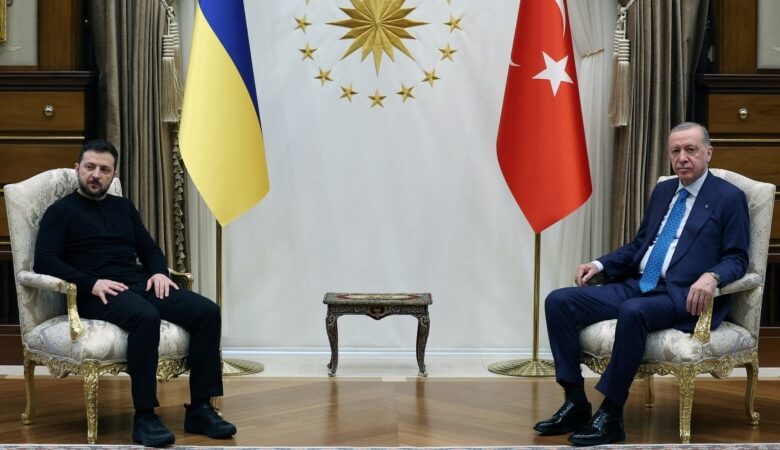 Zelenskyy hoãn chuyến thăm Ả rập Saudi, nói đàm phán chấm dứt chiến tranh không thể diễn ra sau lưng Ukraine Zelenskyy hoãn chuyến thăm Ả rập Saudi, nói đàm phán chấm dứt chiến tranh không thể diễn ra sau lưng Ukraine
