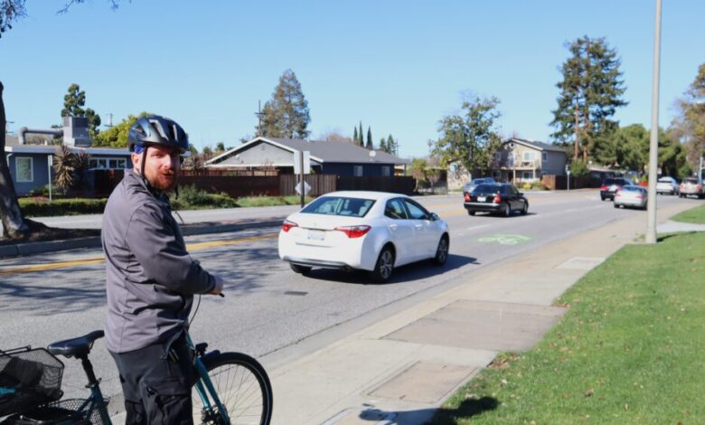 Sunnyvale’s lack of protected bike lanes frustrates residents Sunnyvale’s lack of protected bike lanes frustrates residents