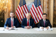 Trump Organization nhắm đến các dự án tỉ đô tại Việt Nam giữa rủi ro thuế quan Trump Organization nhắm đến các dự án tỉ đô tại Việt Nam giữa rủi ro thuế quan