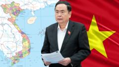 Tinh gọn bộ máy: quyền lực ‘quan xã’ sẽ lớn đến đâu? Tinh gọn bộ máy: quyền lực ‘quan xã’ sẽ lớn đến đâu?
