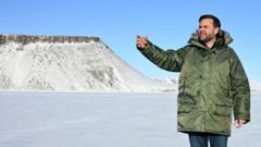 Lời đề nghị đáng ngại của phó tổng thống Mỹ đối với Greenland Lời đề nghị đáng ngại của phó tổng thống Mỹ đối với Greenland