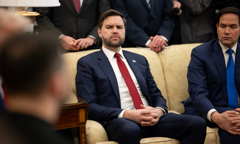 Bản ghi ‘JD Vance nói xấu Musk’ phơi bày nạn deepfake Bản ghi ‘JD Vance nói xấu Musk’ phơi bày nạn deepfake