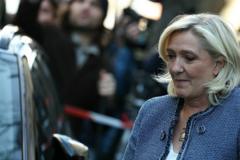 Án tù dành cho bà Le Pen gây chấn động cánh hữu Pháp Án tù dành cho bà Le Pen gây chấn động cánh hữu Pháp