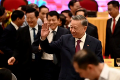 Ông Tô Lâm yêu cầu ‘phải lấy tiêu chuẩn cao nhất’ về nhân sự Ông Tô Lâm yêu cầu ‘phải lấy tiêu chuẩn cao nhất’ về nhân sự