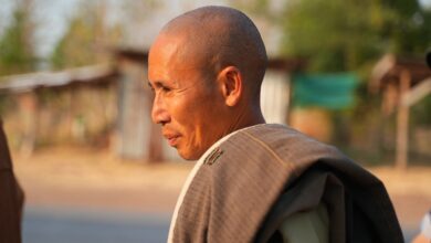 Hành giả Minh Tuệ dừng đi bộ ở Sri Lanka, lộ nội dung thư của Thích Nhật Từ