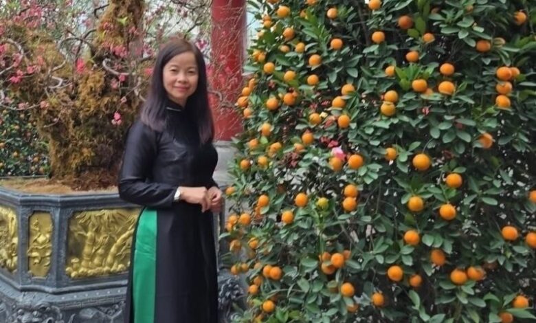 Người dẫn lối thi ca và văn hóa Việt Nam tại Tây Úc Người dẫn lối thi ca và văn hóa Việt Nam tại Tây Úc