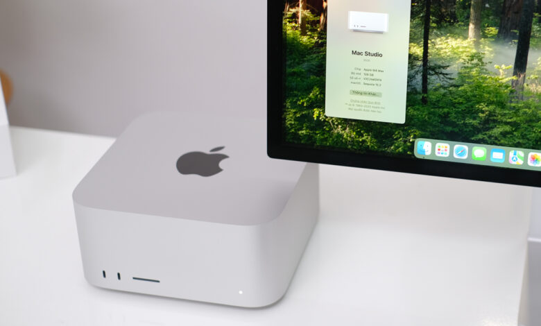 Mở hộp Mac Studio 2025 – ‘Siêu xe’ trên đường đua AI Mở hộp Mac Studio 2025 – ‘Siêu xe’ trên đường đua AI