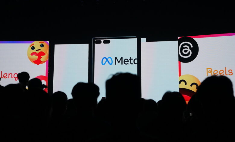 Meta công khai lấy dữ liệu bài viết Facebook đào tạo AI Meta công khai lấy dữ liệu bài viết Facebook đào tạo AI