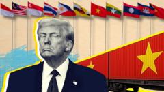 Trump áp thuế cao lên châu Á và ảnh hưởng từ ‘tấm gương’ Việt Nam Trump áp thuế cao lên châu Á và ảnh hưởng từ ‘tấm gương’ Việt Nam