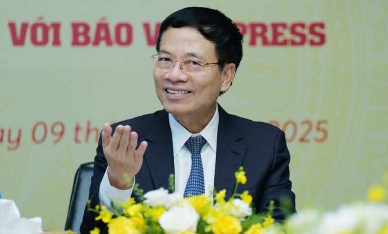 Bộ trưởng Nguyễn Mạnh Hùng: ‘VnExpress cần nhận sứ mệnh lớn’ Bộ trưởng Nguyễn Mạnh Hùng: ‘VnExpress cần nhận sứ mệnh lớn’