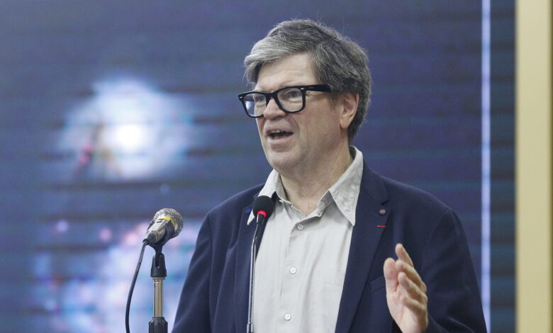 ‘Bố già’ Yann LeCun nói gì khi Meta có thêm nhà khoa học trưởng về AI? ‘Bố già’ Yann LeCun nói gì khi Meta có thêm nhà khoa học trưởng về AI?