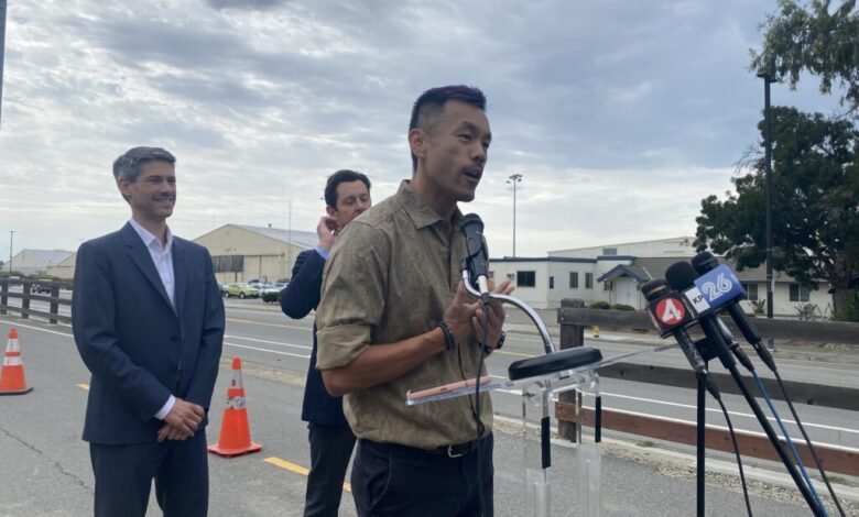 San Jose river trail use up after homeless sweeps San Jose river trail use up after homeless sweeps